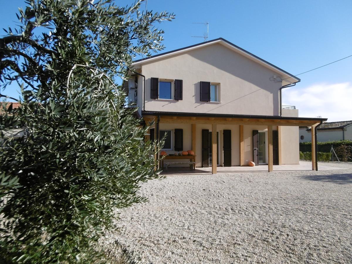 La Viola E Il Sole - Alloggi E Glamping - Fermo Exterior foto